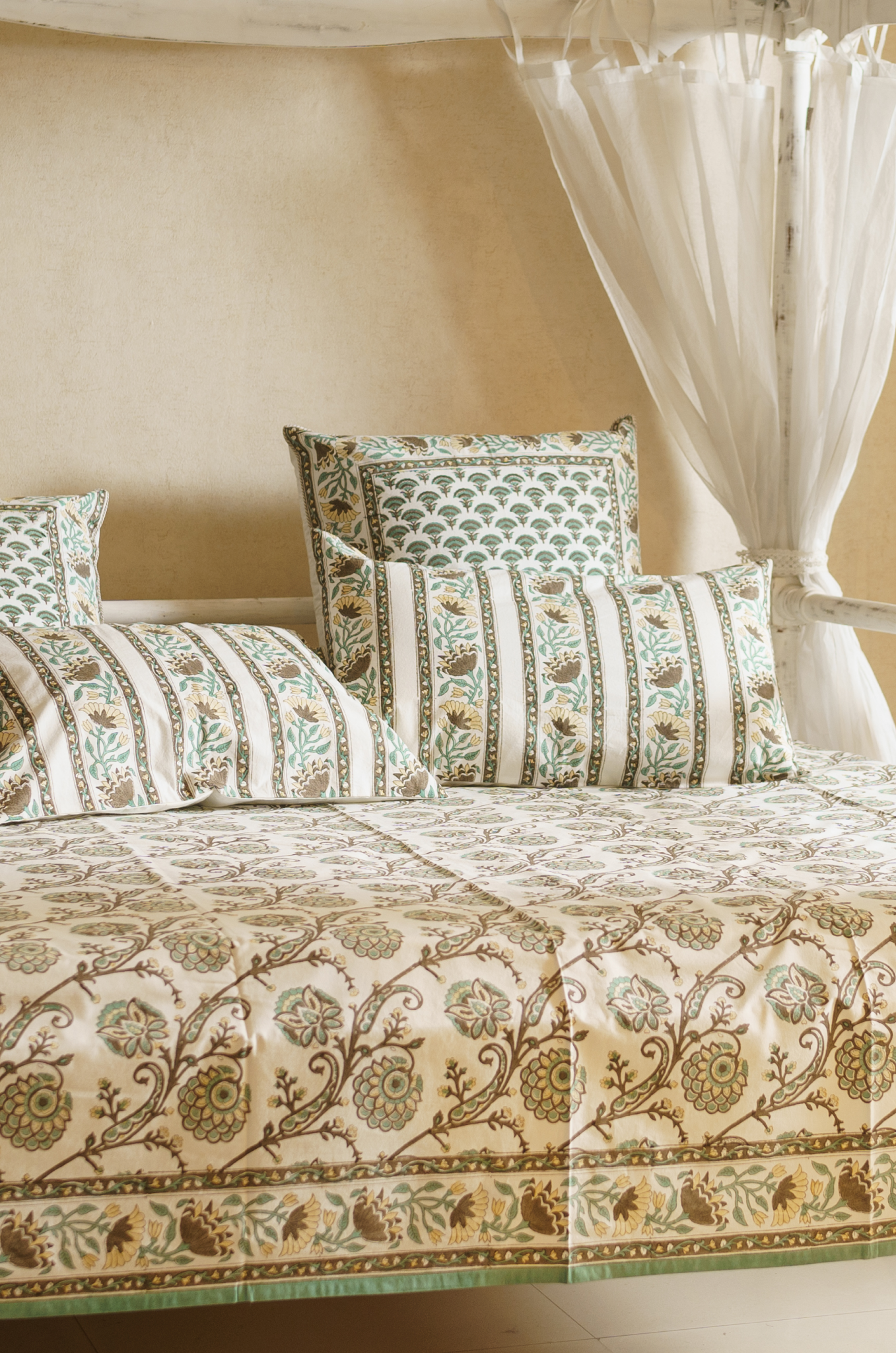 Aprajita - Teal Bed Set