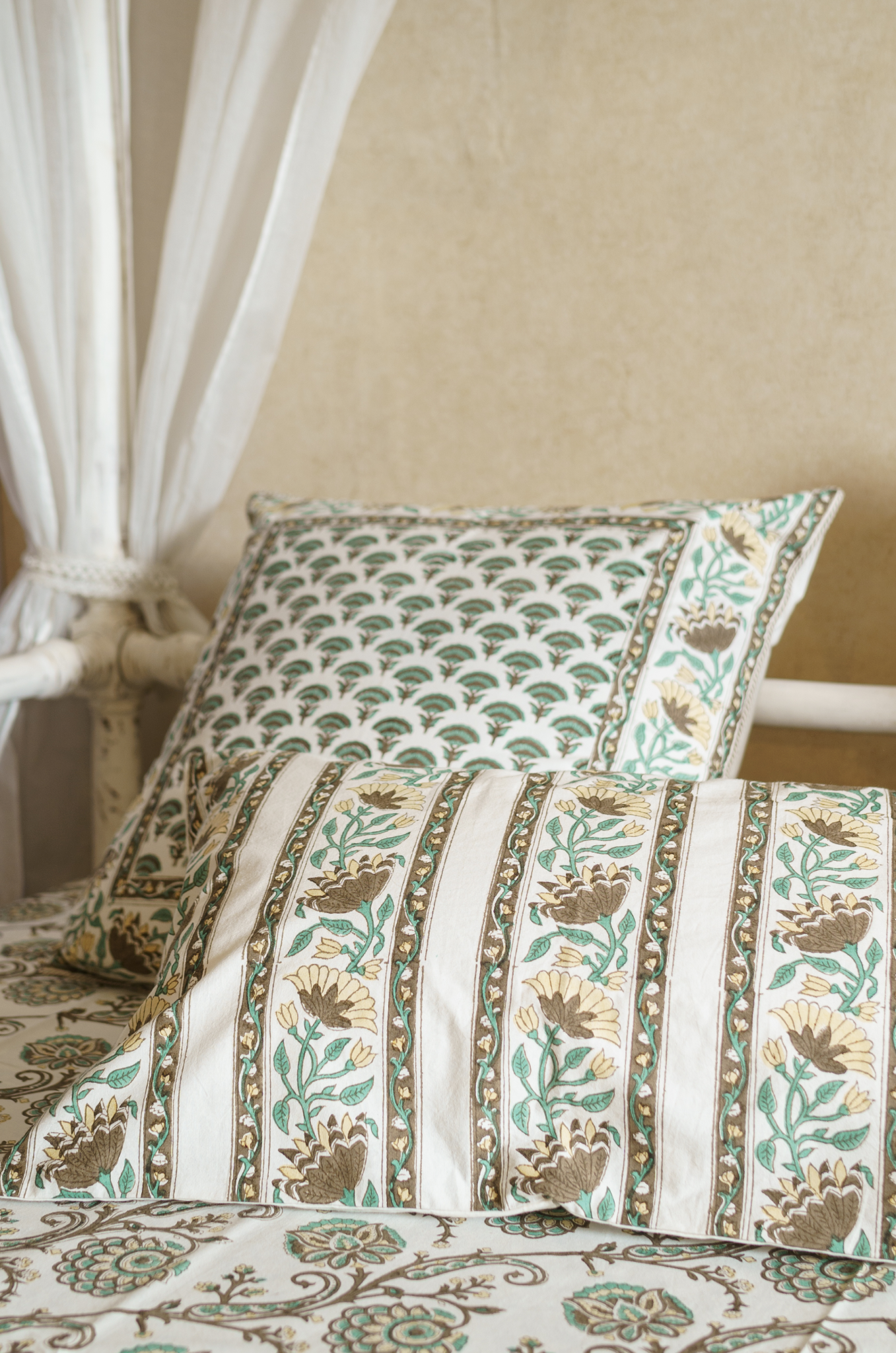 Aprajita - Teal Bed Set