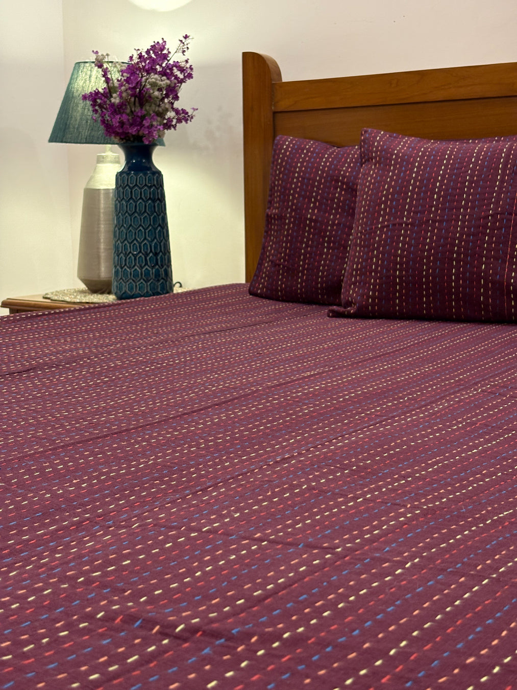 Dhvani Bed Set - Maroon