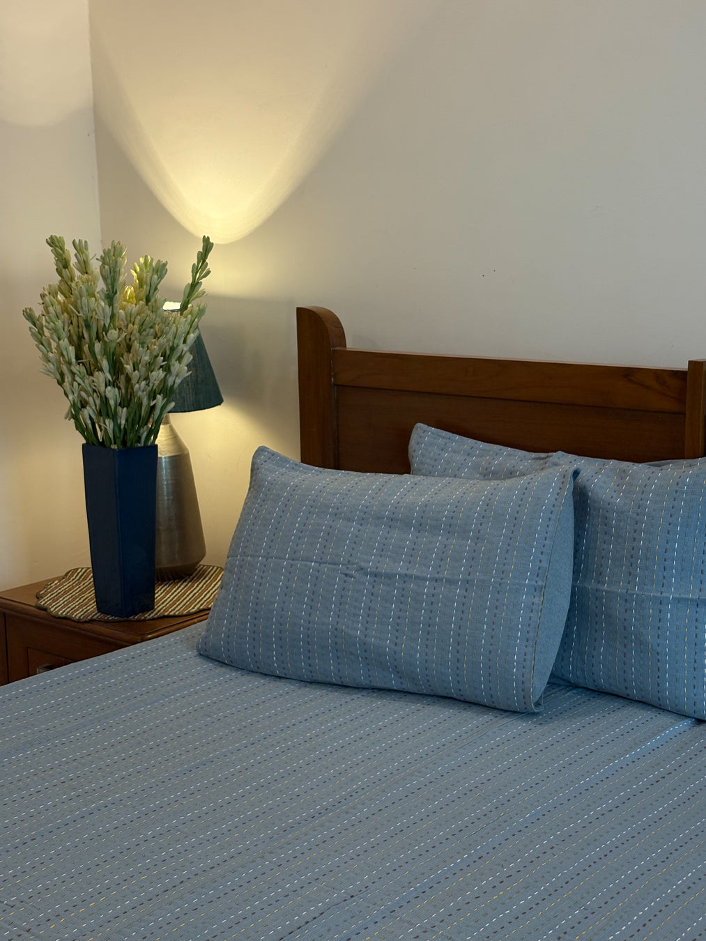 Dhvani Bed Set - Blue