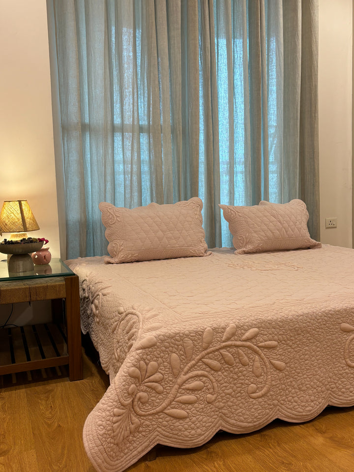 Meher - Trapunto Quilt - Pink