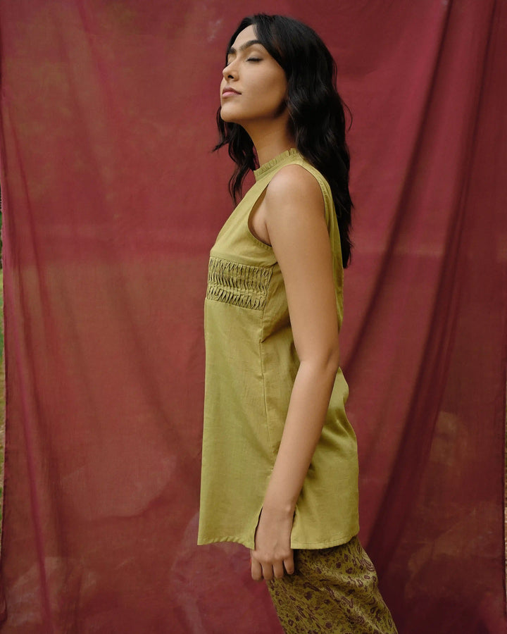 Keyhole High Neck Top - Green
